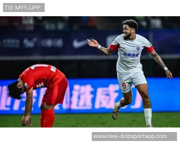 加西亚精彩过人破门新鹏城暂时领先国安1-0