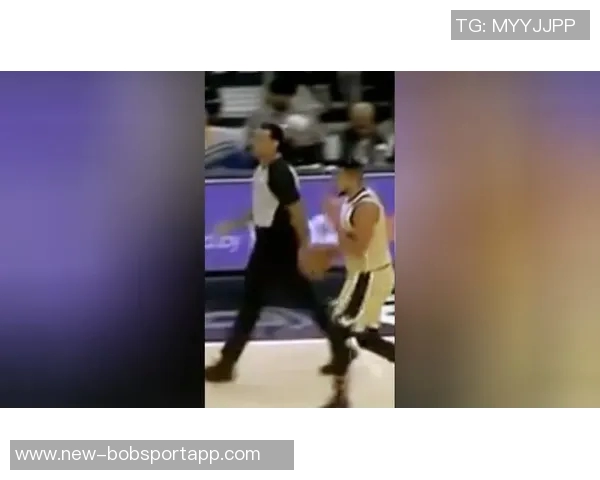 科尔谈SGA与巴特勒造犯规技巧强调防守时应向裁判展示双手