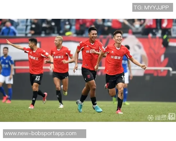 斯文松点评比赛：上半场机会众多下半场对手表现更佳