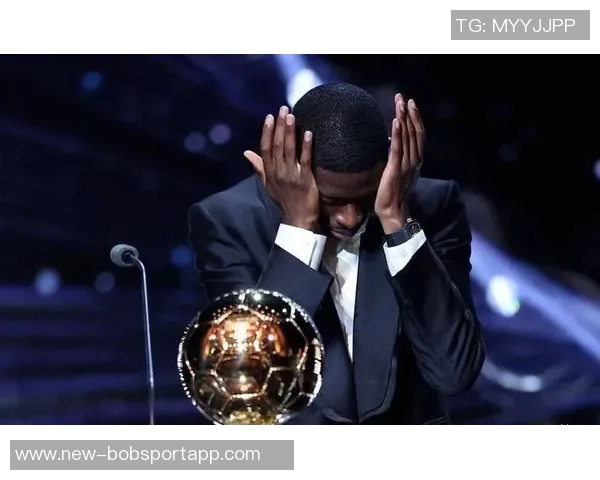 登贝莱荣获家乡城市奖章市长亲自颁发庆祝新科金球奖得主