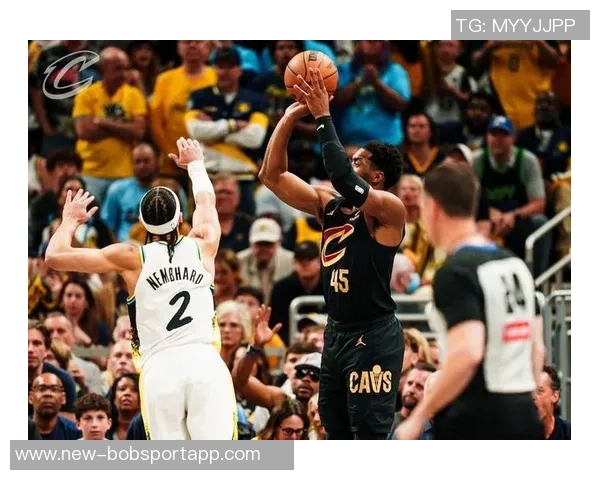 米切尔下半场表现低迷12投仅5中全场仅得15分球队遭遇失利